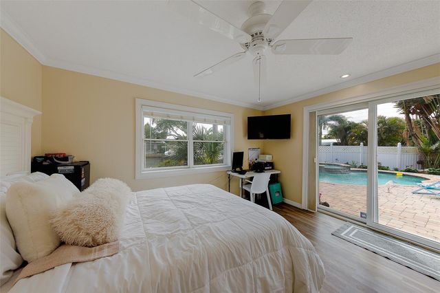 2017 COVE DRIVE, Largo, FL 33774