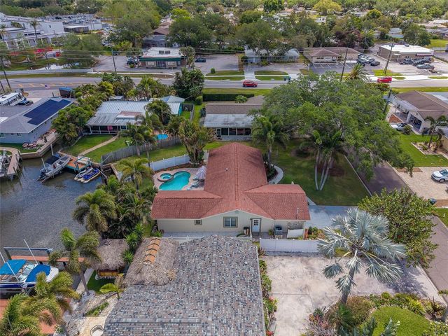 2017 COVE DRIVE, Largo, FL 33774