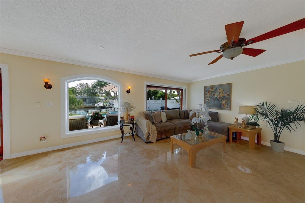 Image 11 of property listing at 2017 COVE DRIVE, Largo, FL 33774