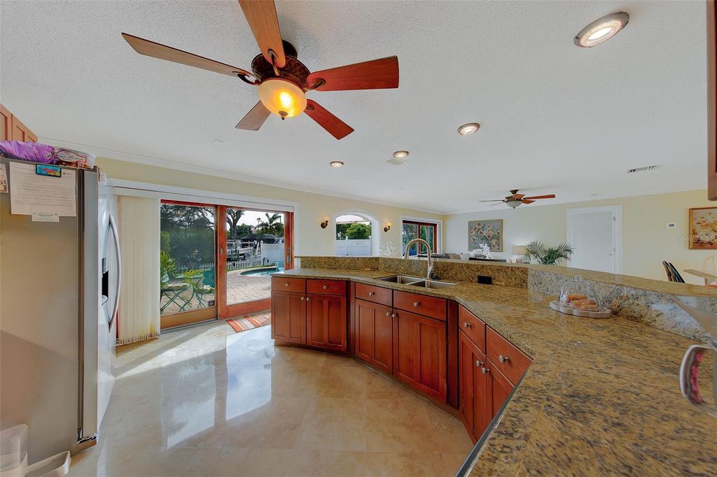 Image 18 of property listing at 2017 COVE DRIVE, Largo, FL 33774