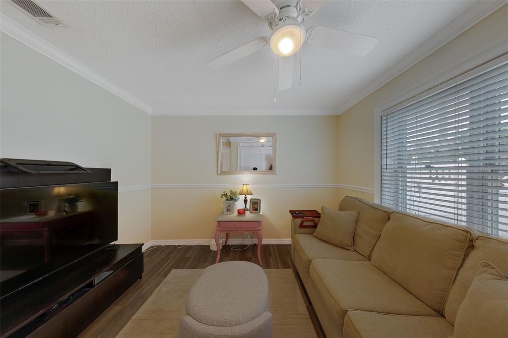 Image 21 of property listing at 2017 COVE DRIVE, Largo, FL 33774