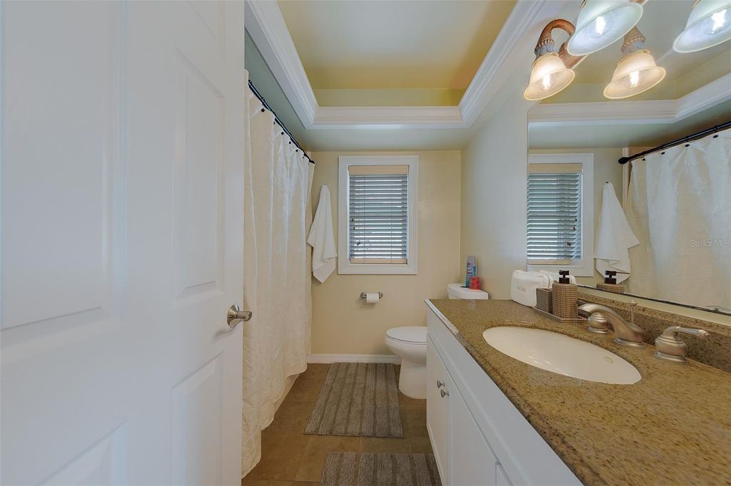 Image 33 of property listing at 2017 COVE DRIVE, Largo, FL 33774