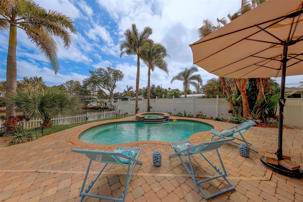 Image 45 of property listing at 2017 COVE DRIVE, Largo, FL 33774