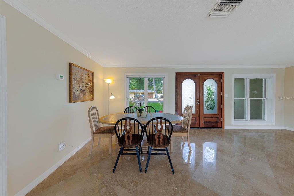 Image 7 of property listing at 2017 COVE DRIVE, Largo, FL 33774