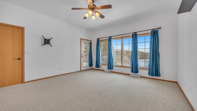 3011 Rolling Hills DRIVE, Manitowoc, WI 54220