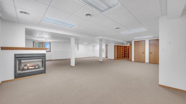 3011 Rolling Hills DRIVE, Manitowoc, WI 54220