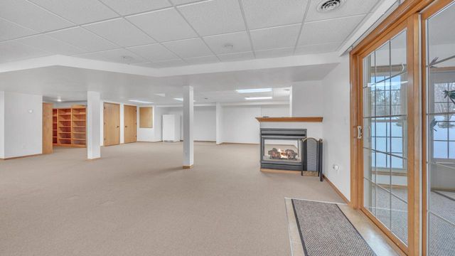 3011 Rolling Hills DRIVE, Manitowoc, WI 54220