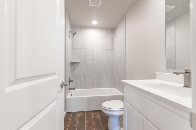 12321 SW 32nd Street, Yukon, OK 73099