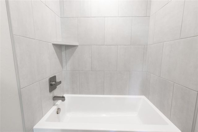 12321 SW 32nd Street, Yukon, OK 73099