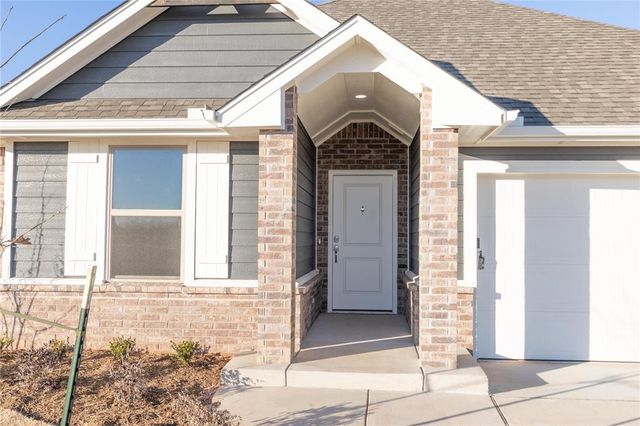 12321 SW 32nd Street, Yukon, OK 73099