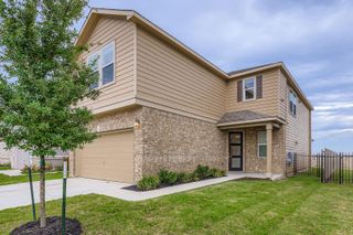 7806 Song Sparrow DR 4, Austin, TX 78744