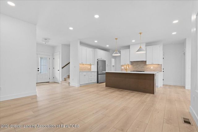 2531 Fedewood, Dewitt, MI 48820
