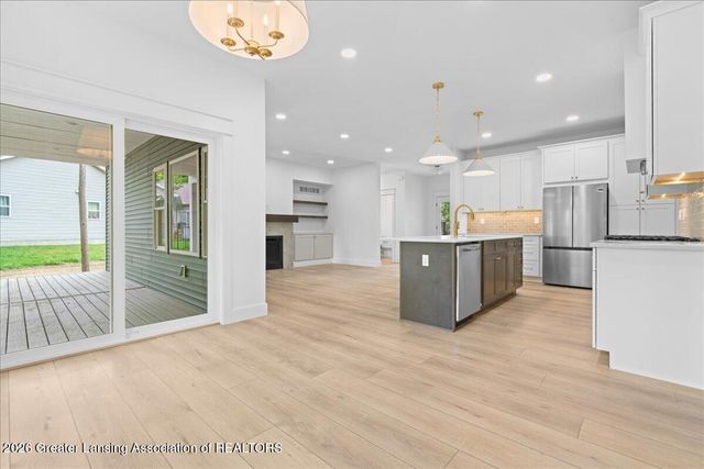 2531 Fedewood, Dewitt, MI 48820