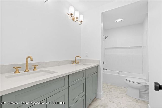 2531 Fedewood, Dewitt, MI 48820