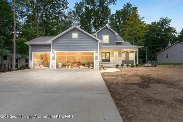 2531 Fedewood, Dewitt, MI 48820