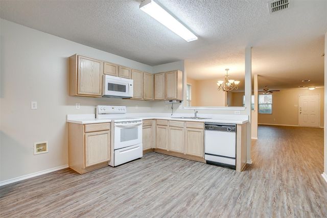 3944 Foxhound Lane, Fort Worth, TX 76123