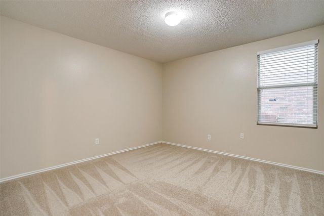 3944 Foxhound Lane, Fort Worth, TX 76123