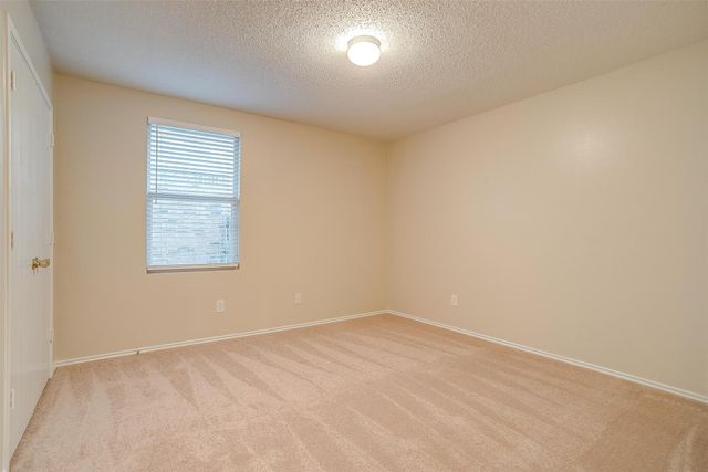 3944 Foxhound Lane, Fort Worth, TX 76123