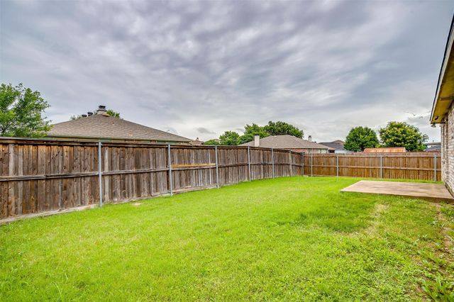 3944 Foxhound Lane, Fort Worth, TX 76123