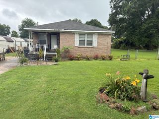 102 LAKELAND AVENUE, Hueytown, AL 35023