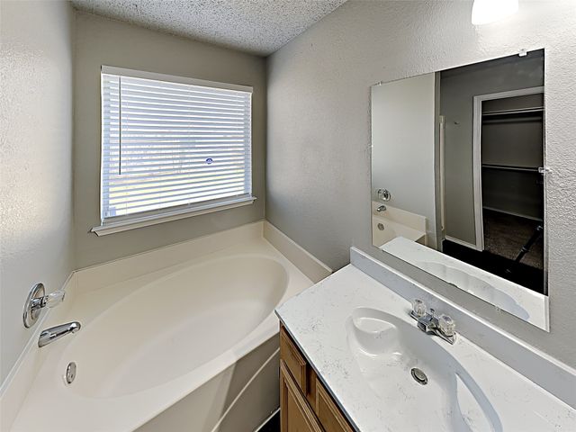 3712 Garden Springs Drive, Fort Worth, TX 76123