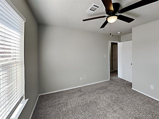 3712 Garden Springs Drive, Fort Worth, TX 76123