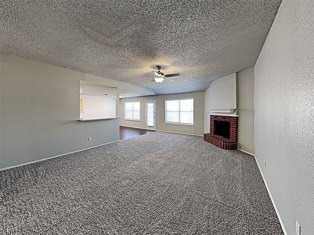 3712 Garden Springs Drive, Fort Worth, TX 76123