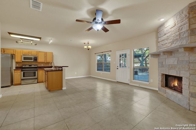 1060 Somerset, Canyon Lake, TX 78133