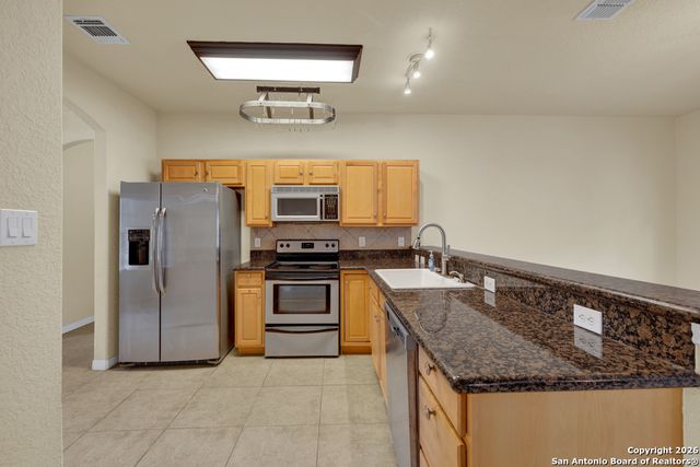 1060 Somerset, Canyon Lake, TX 78133