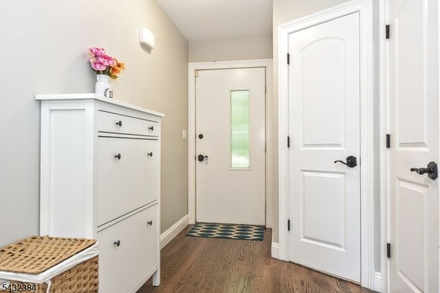 15 Brookside Hts B, Wanaque Boro, NJ 07465