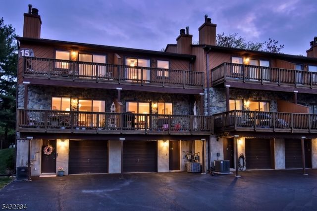 15 Brookside Hts B, Wanaque Boro, NJ 07465