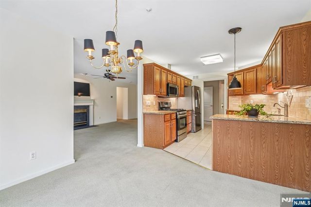 69 Turnberry Road 2, Little Falls, NJ 07424