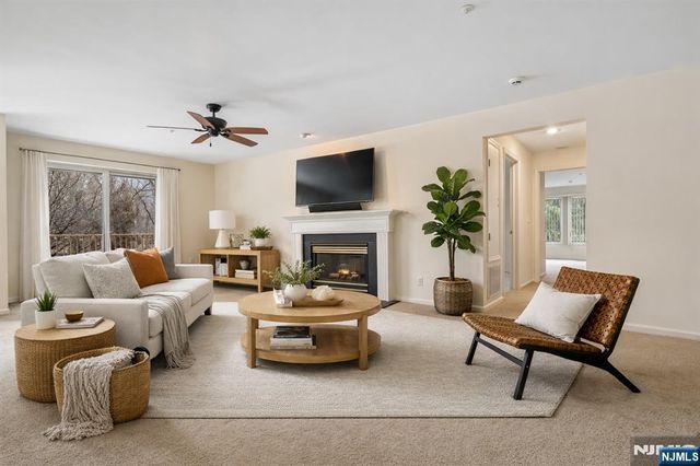 69 Turnberry Road 2, Little Falls, NJ 07424