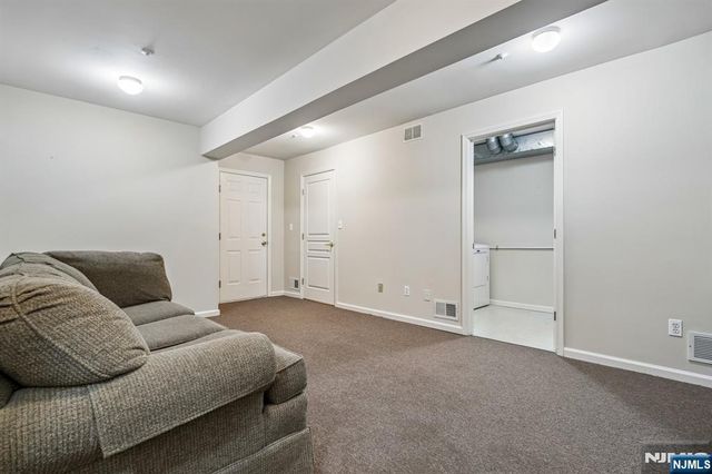 69 Turnberry Road 2, Little Falls, NJ 07424