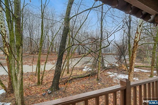 69 Turnberry Road 2, Little Falls, NJ 07424