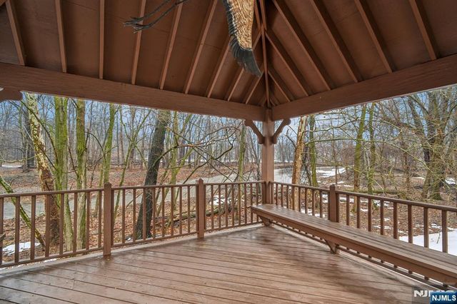 69 Turnberry Road 2, Little Falls, NJ 07424