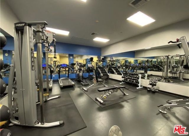 630 W 6th Street 207, Los Angeles, CA 90017