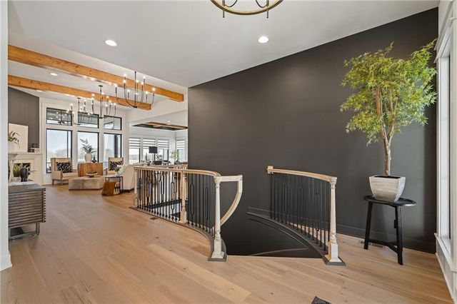 11535 S Sunray Drive, Olathe, KS 66061