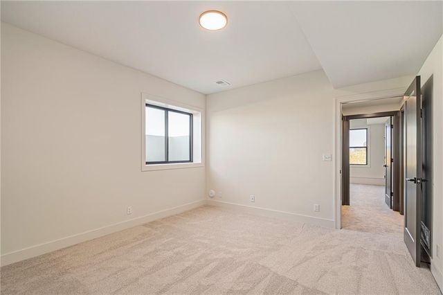 11535 S Sunray Drive, Olathe, KS 66061