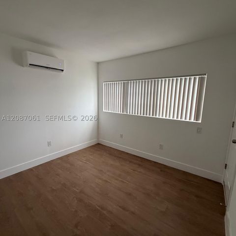 3932 NW 39th Ave, Lauderdale Lakes, FL 33309