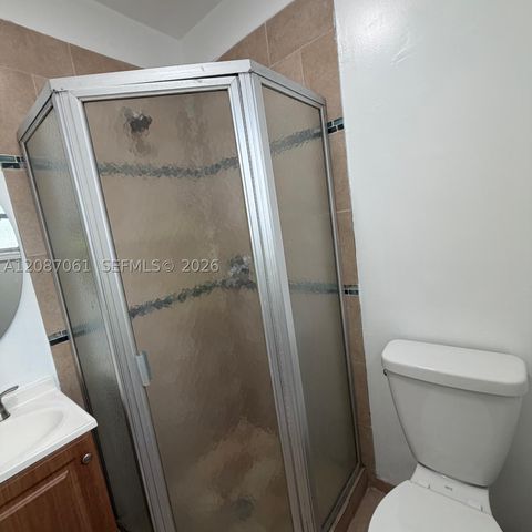 3932 NW 39th Ave, Lauderdale Lakes, FL 33309