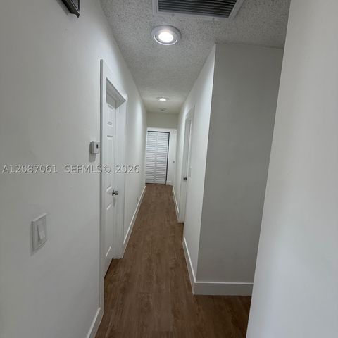 3932 NW 39th Ave, Lauderdale Lakes, FL 33309