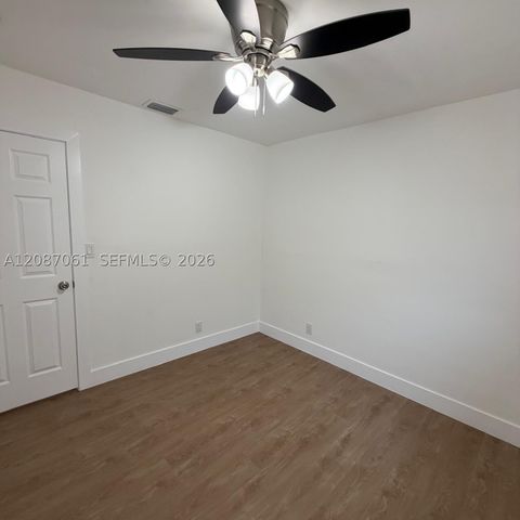 3932 NW 39th Ave, Lauderdale Lakes, FL 33309