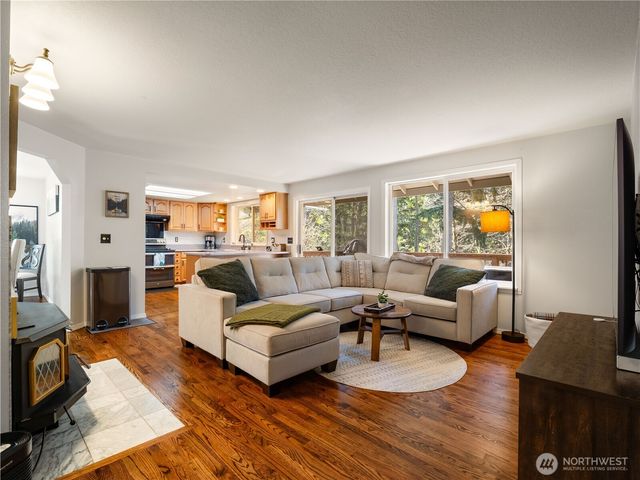 6801 183rd Avenue E, Bonney Lake, WA 98391