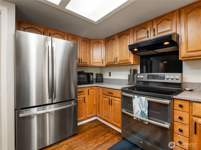 6801 183rd Avenue E, Bonney Lake, WA 98391