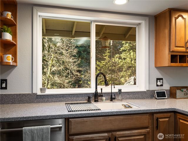 6801 183rd Avenue E, Bonney Lake, WA 98391