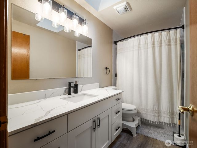 6801 183rd Avenue E, Bonney Lake, WA 98391