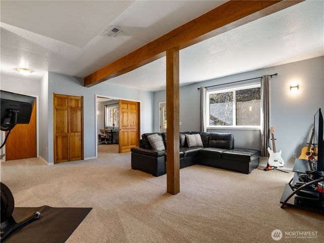 6801 183rd Avenue E, Bonney Lake, WA 98391