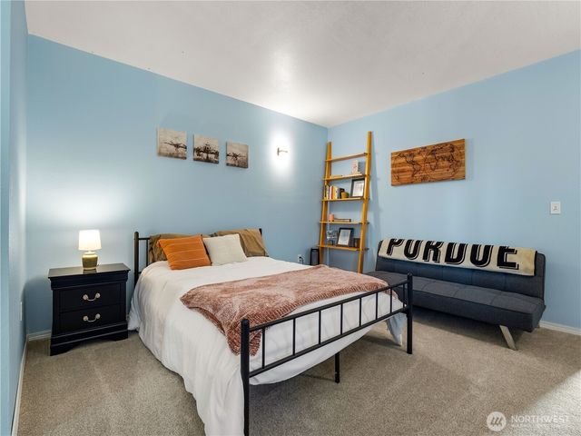 6801 183rd Avenue E, Bonney Lake, WA 98391