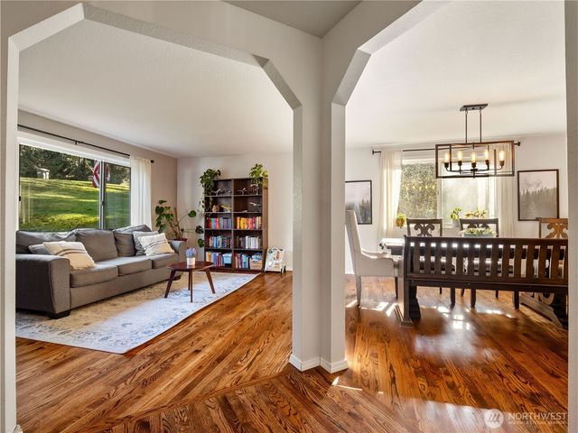 6801 183rd Avenue E, Bonney Lake, WA 98391